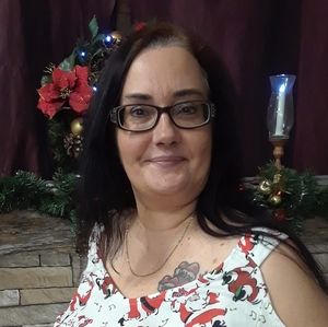 Meet your Posher, Monique